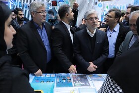 حسن سیمایی صراف، وزیر علوم، تحقیقات در بازدید وزیر  علوم، تحقیقات و فناوری از نمایشگاه جشنواره ملی حرکت در دانشگاه تبریز