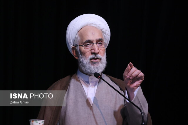افتخار پرچم ایستادگی در مقابل ظلم جهانی، متعلق به ملت ایران/ نفت ۱۵۰ دلاری؛ اضمحلال آمریکا