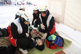 بیست و هفتمین مانور سراسری زلزله در هنرستان خدیجه کبری تبریز