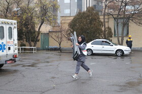 بیست و هفتمین مانور سراسری زلزله در هنرستان خدیجه کبری تبریز