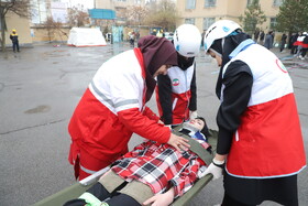 بیست و هفتمین مانور سراسری زلزله در هنرستان خدیجه کبری تبریز