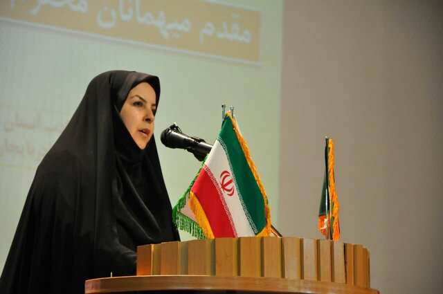 گهواره‌ای که با شعر تکان خورد/ وقتی مادری و شاعری در یک دل تپیدند