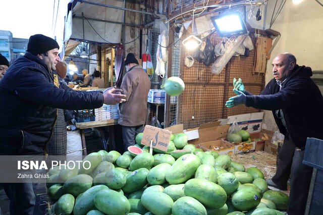 بازار روایتگر شور و شوق یلدایی