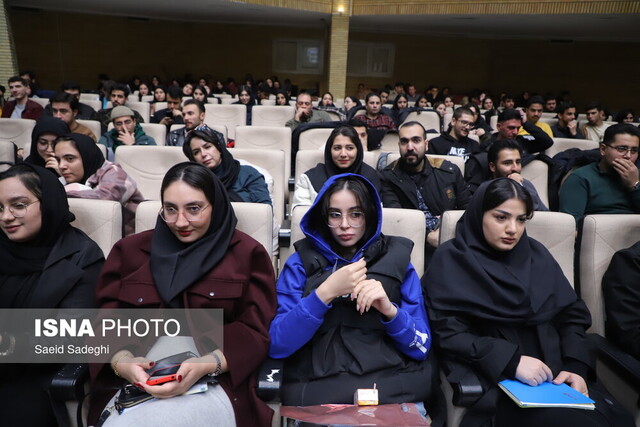 فعالیت جهاد دانشگاهی فراتر از آموزش/ تمرکز بر فناوری، پژوهش و اشتغال‌زایی