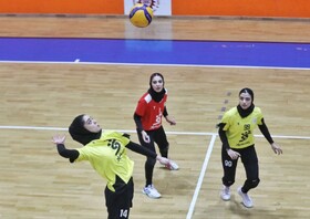 تیم والیبال زنان مقاومت شهرداری تبریز به رتبه دوم رسید