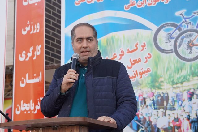 عکس آرشیوی است مدیرکل تعاون آذربایجانشرقی: ارتقای معیشت کارگران اولویت اصلی ما است