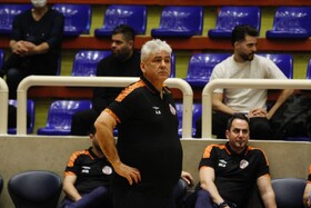سرمربی تیم والیبال مس‌سونگون: منتظر برطرف شدن مشکلات مالی هستیم