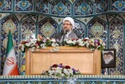 امام جمعه تبریز: مهم‌ترین وظیفه مردم حفظ اتحاد و تبعیت از رهبر انقلاب است