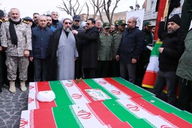 وداع مردم تبریز با پنج شهید اقتدار