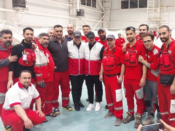سرمربی تراکتور هلال‌احمری شد