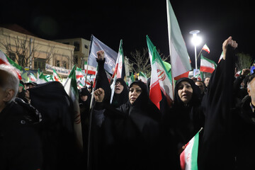 اجتماع بزرگ فرهنگیان و دانش آموزان تبریز