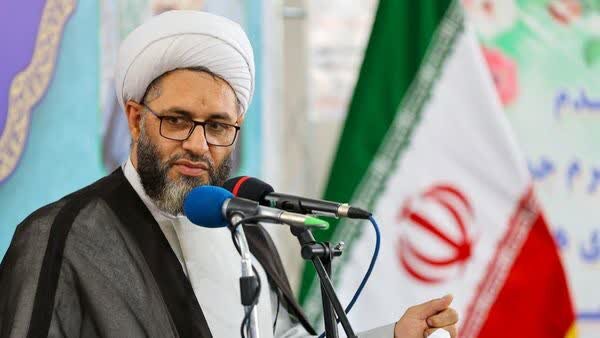 انتقاد امام جمعه اهر از یک سال بلاتکلیفی بیماران شهرستان به دلیل خرابی دستگاه سی‌تی‌اسکن