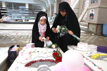 آیین بزرگداشت روز دختر در گلزار شهدا