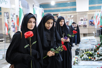 گرامیداشت روز معلم شهیده ندا امینی آذر در تبریز