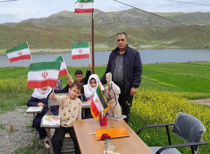 آغوشی معلمانه در نقطه صفر مرزی
