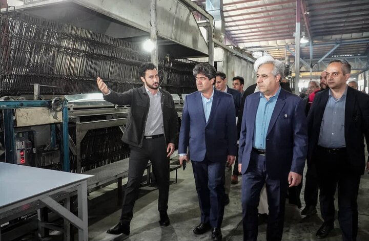 تأکید استاندار آذربایجان شرقی بر رفع موانع تولید در راستای حفظ اشتغال