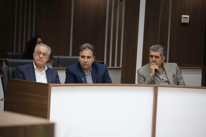 تاکید معاون استاندار آذربایجان‌ شرقی بر ظرفیت‌های مرزی و ترانزیتی استان