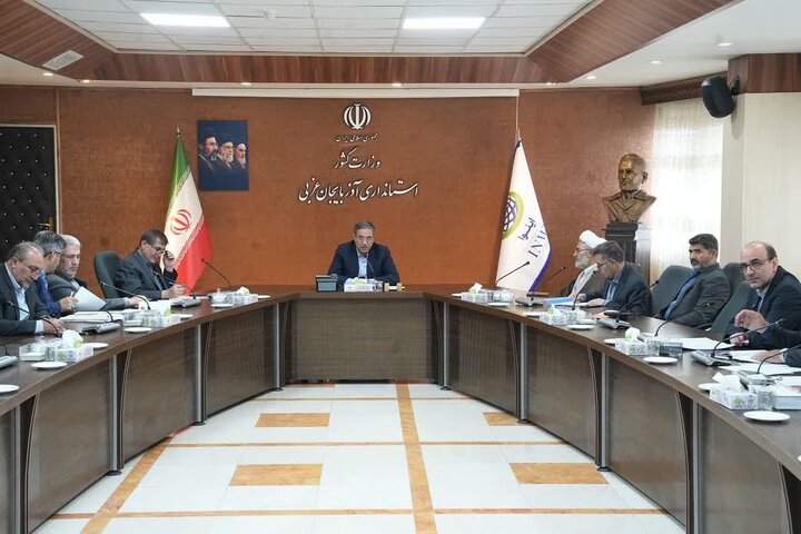 استاندار آذربایجان غربی: شناسایی و تأمین نیازهای آسیب دیدگان جنگ با دقت و سرعت انجام شود