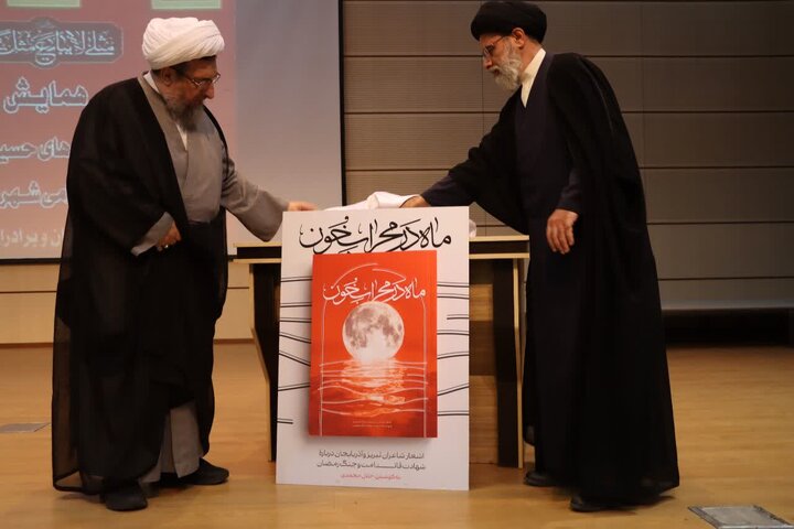 امام جمعه تبریز: ملت ایران عاشورایی در مقابل جبهه ظلم و استکبار ایستاده است