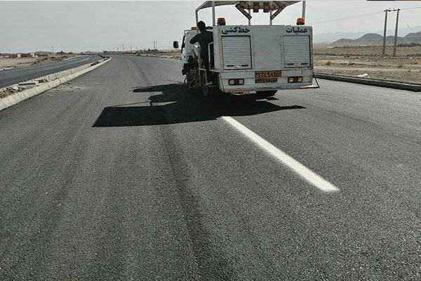 اجرای ۲۵۰ کیلومتر خط‌کشی و سرویس رایگان زائران در کریدور اربعین آذربایجان‌غربی