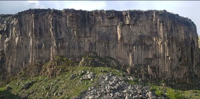 منشورهای بازالتی چالدران؛ روایت گنجینه ای از دل آتش