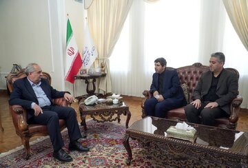 استاندار آذربایجان شرقی: توانمندسازی جایگزین حمایت‌های صرفاً معیشتی شود