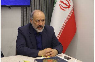 یک استاد دانشگاه: از نگاه رهبر شهید انقلاب، جهاد علمی زیربنای اقتدار ملی است