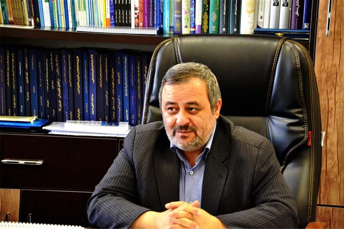 استاد دانشگاه: از نگاه رهبر شهید انقلاب، دانشگاه باید موتور محرک پیشرفت کشور باشد