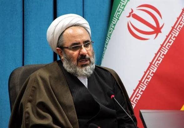 نماینده ولی‌فقیه: حضور میلیونی مردم در تشییع، جلوه‌ای از وفاداری به آرمان‌های شهدا بود