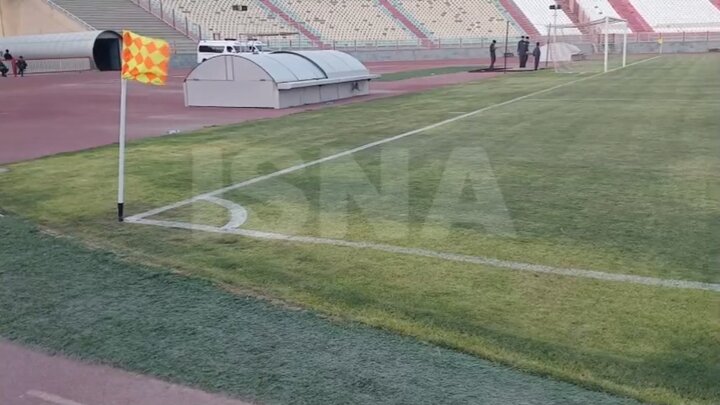 نرود/تداوم حال بد چمن ورزشگاه یادگارامام (ره) تبریز