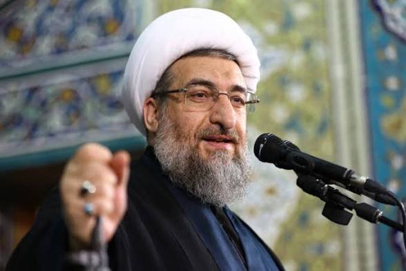 امام‌جمعه تبریز: مدیریت تنگه هرمز قابل واگذاری به هیچ کشوری نیست