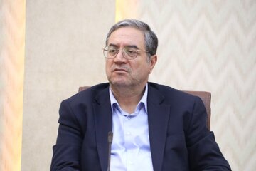 استاندار: از برنامه‌های توسعه تجارت آذربایجان غربی با کشورهای همسایه حمایت جدی می‌کنیم