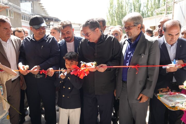استاندار آذربایجان غربی: دستگاه‌ها موظفند مسیر را برای سرمایه‌گذاران در استان هموار کنند