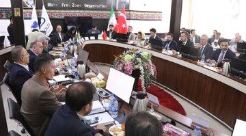 مرز بازرگان؛ شریان اصلی تجارت ۵.۵ میلیارد دلاری ایران و ترکیه