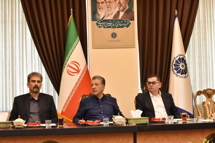 رییس اتاق بازرگانی ارومیه: زمینه حضور محصولات آذربایجان‌غربی در بازارهای جهانی فراهم شود