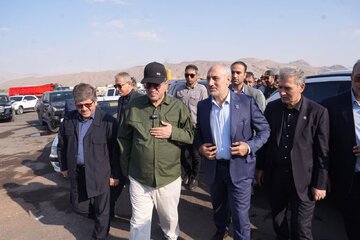 معاون رئیس جمهوری: توسعه مسیرهای ترانزیتی شمال‌ذغرب کشور از اولویت‌های دولت است