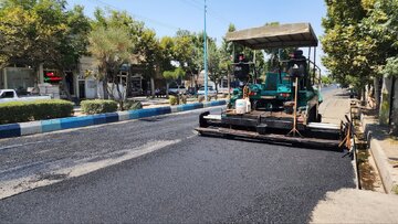 رئیس کمیسیون عمران شورای شهر خوی: ۲۸۰ هزار مترمربع از معابر خوی آسفالت شد