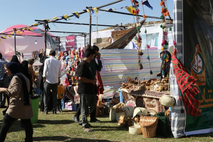 هر جشنواره ویترینی برای اقتصاد محلی و معرفی جاذبه‌های گردشگری