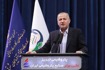 معاون وزیر کار: تعاونی‌های مرزنشینان بخشی از حکمرانی اقتصادی و امنیت مناطق مرزی هستند