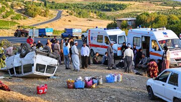واژگونی لندکروز در محور پیرانشهر ــ میرآباد با ۱۶ مصدوم