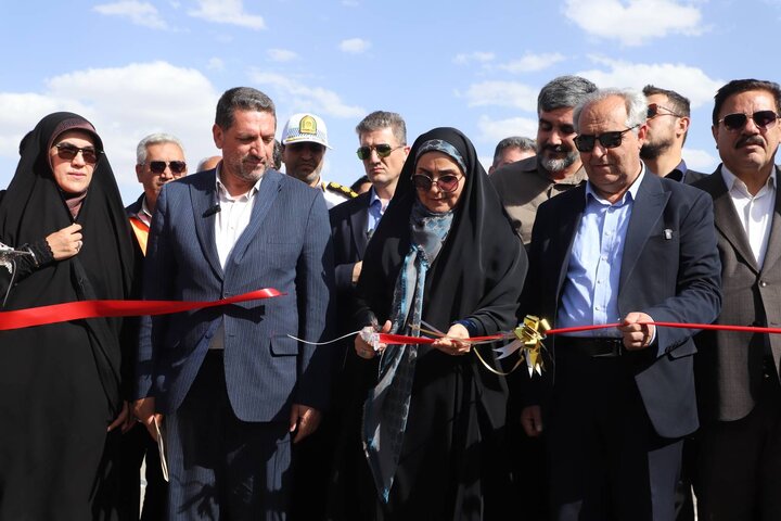 وزیر راه و شهرسازی: مسیر جایگزین پل آسیب‌دیده «بیات» در کمتر از ۱۲ روز گشوده شد