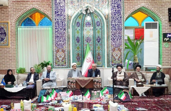 توزیع بسته‌های حمایتی همزمان با افتتاح مسجد صاحب‌ الزمان (عج) تبریز