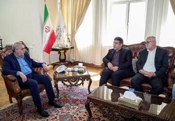 تاکید استاندار آذربایجان شرقی بر برنامه‌ریزی برای تولید حداکثری و افزایش ظرفیت تولید سیمان