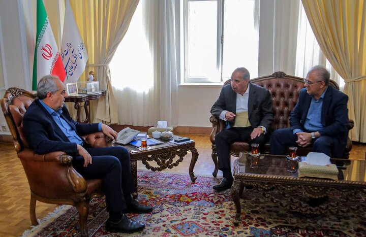 استاندار: عملیات اجرایی بازسازی کارخانه بلبرینگ تبریز در کوتاه‌ترین زمان آغاز شود