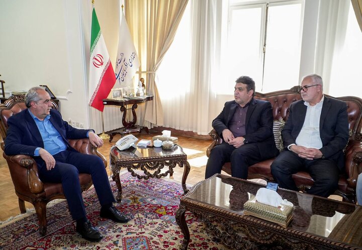 تاکید استاندار آذربایجان شرقی بر برنامه‌ریزی برای تولید حداکثری و افزایش ظرفیت تولید سیمان