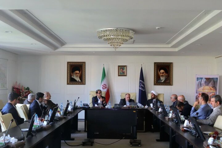 معاون استاندار آذربایجان‌ شرقی:تأمین داروی بیماران خاص پیگیری شود