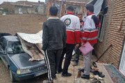 آب‌گرفتگی منازل ۱۵ خانوار در روستای زیارلو هوراند بر اثر بارندگی شدید