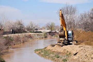 لایروبی ۱۵۰ کیلومتر رودخانه و پاکسازی ۴۰۰ پل در آذربایجان‌شرقی برای کاهش خطر سیلاب