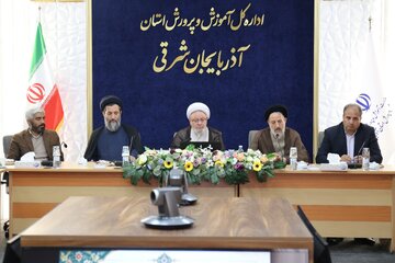 مشارکت فعال دانش‌آموزان در راهپیمایی ۱۳ آبان ضروری است