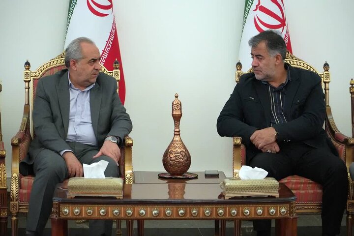 استاندار آذربایجان شرقی: پیگیری حقوق تراکتور تا حصول نتیجه ادامه دارد